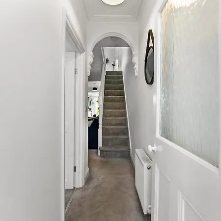 Sleek And Stylish Abode - Parking * Bristol