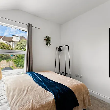 Sleek And Stylish Abode - Parking Feriehus Bristol