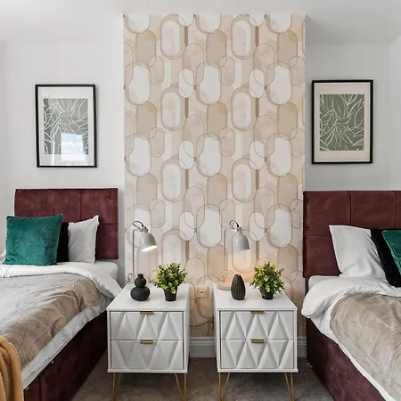 Sleek And Stylish Abode - Parking Holiday home