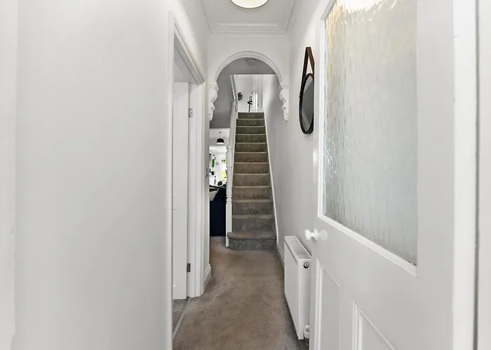 Sleek And Stylish Abode - Parking * Bristol