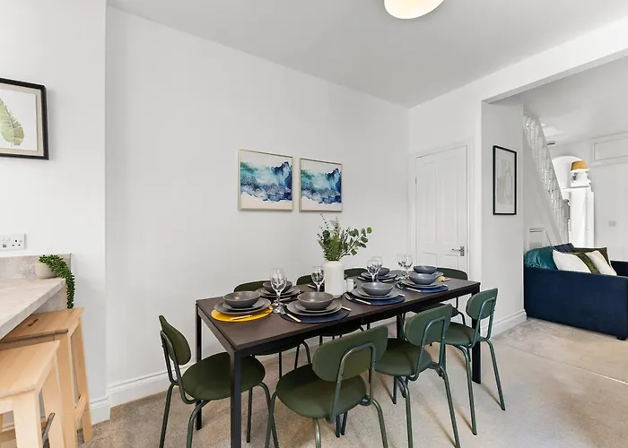 度假居 Sleek And Stylish Abode - Parking